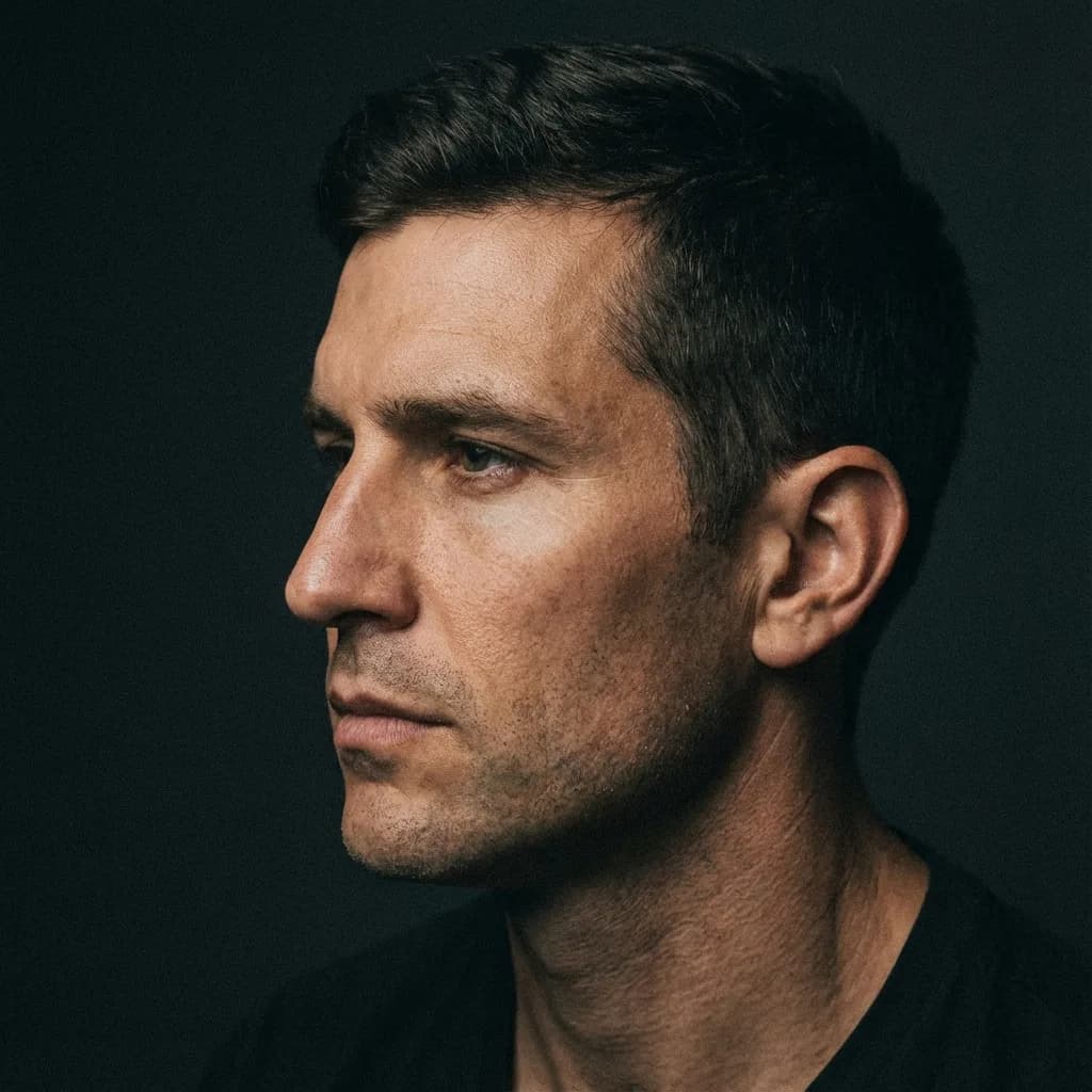 Male profile illustrating rhinoplasty in male patients